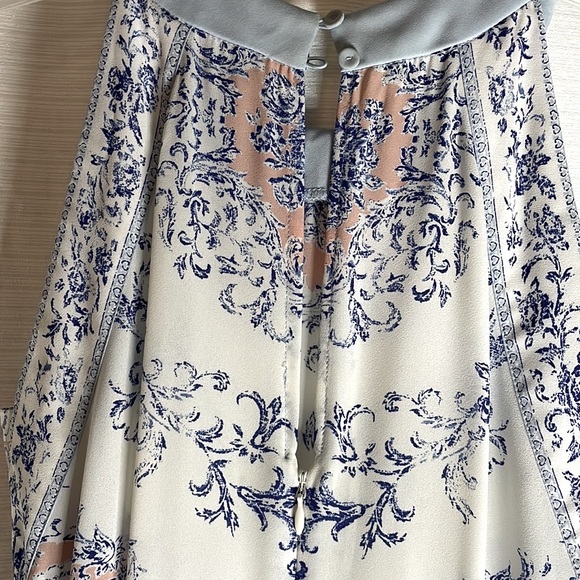 BCBGMaxAzria Mini Dress Size 4 Small - Picture 5 of 9